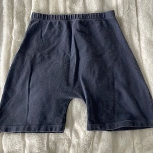 BRANDY MELVILLE BIKER SHORTS